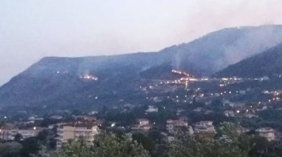 Capo Vaticano, Joppolo e Monte Poro a fuoco per tutta la notte