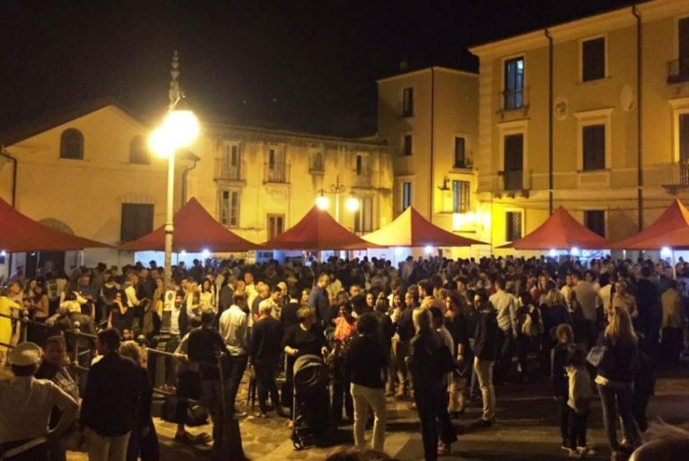 VicolidiVini, torna questa sera nel centro storico di Vibo l’atteso appuntamento -Video