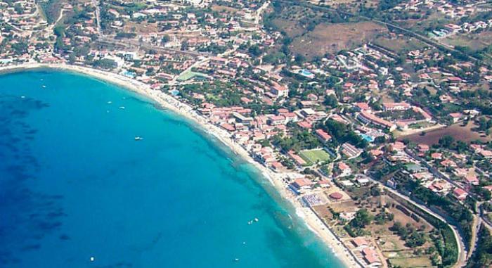 Gay respinti a Ricadi, il titolare della casa-vacanze coinvolto nel processo ai Mancuso