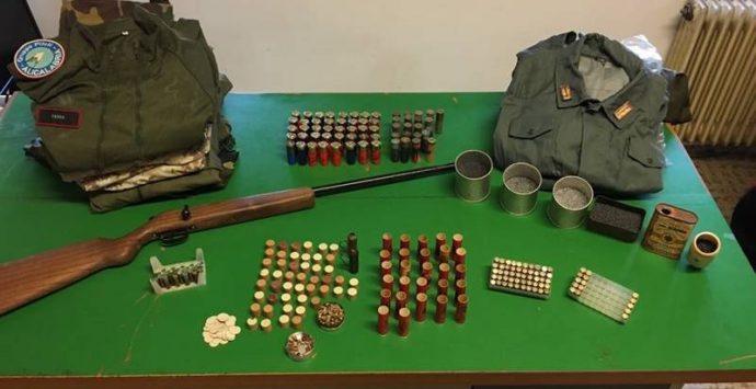 Armi e munizioni: arrestati due fratelli a Nicotera