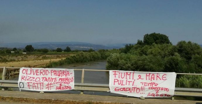 Stato del mare e del fiume Mesima a Nicotera, il “Comitato 7 agosto” alza la voce (VIDEO)