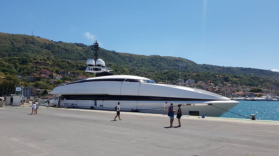 yacht vibo marina