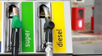 «Gasolio a 2,60 euro e benzina a 2,50 entro sabato», l’allarme di Assopetroli Calabria