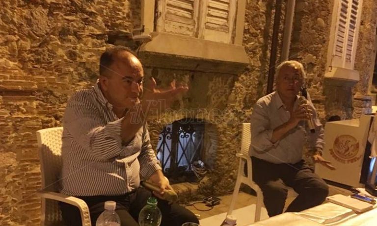 Nicotera, il monito di Gratteri: «Solo la cultura può sconfiggere la ‘ndrangheta» (VIDEO)