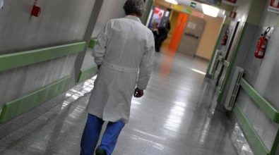 «La sanità in Calabria, un girone dantesco dove l’inefficienza fa più danni del Covid»