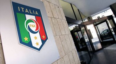 Caso Vibonese, Costa rompe il silenzio: “Faremo un consiglio comunale allo stadio” (VIDEO)