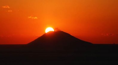 Il sole che tramonta sullo Stromboli “Patrimonio Unesco dell’umanità”