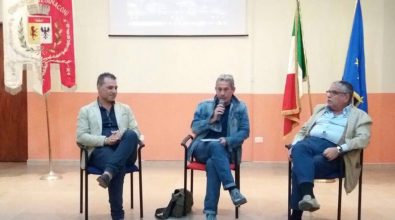 “Cambia Calabria” a Stefanaconi, il libro di Veltri tiene a battesimo la nuova biblioteca (VIDEO)