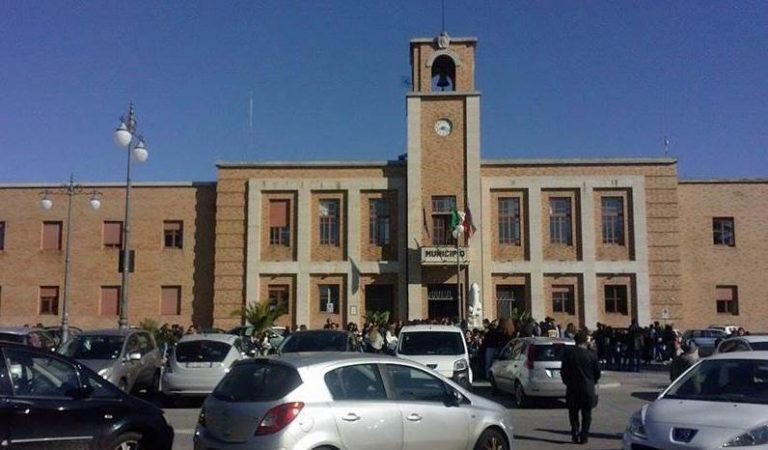 Studenti del Liceo Classico in piazza a Vibo per dire “No” agli stupefacenti (VIDEO)