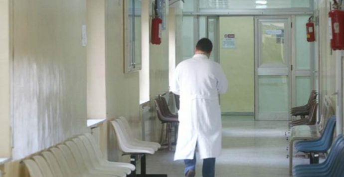 Specialistica ambulatoriale a Vibo, le critiche di un medico alla gestione dell’Asp