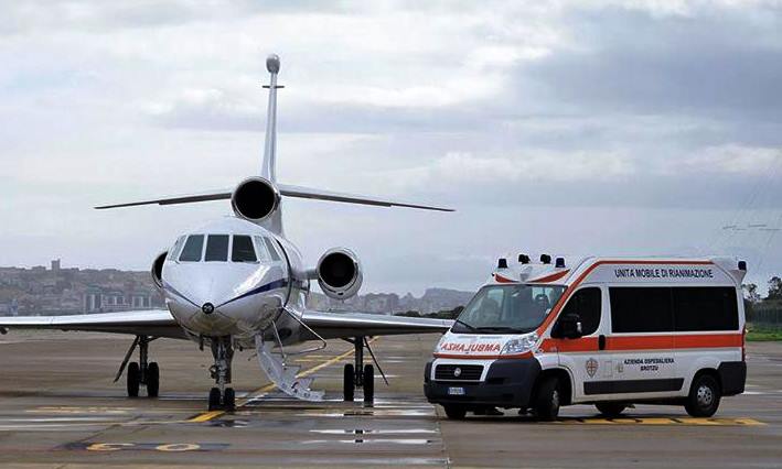 In pericolo di vita trasportato da Reggio Calabria a Roma su un volo militare