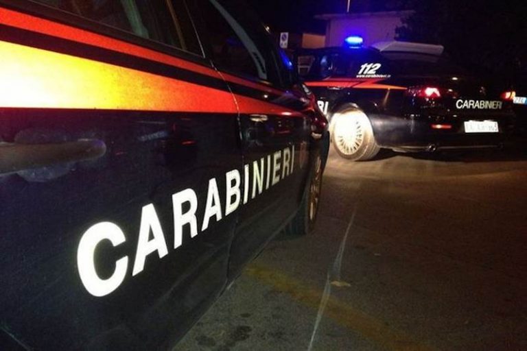 Ubriaco alla guida, denuncia e ritiro della patente per figlio boss a San Gregorio