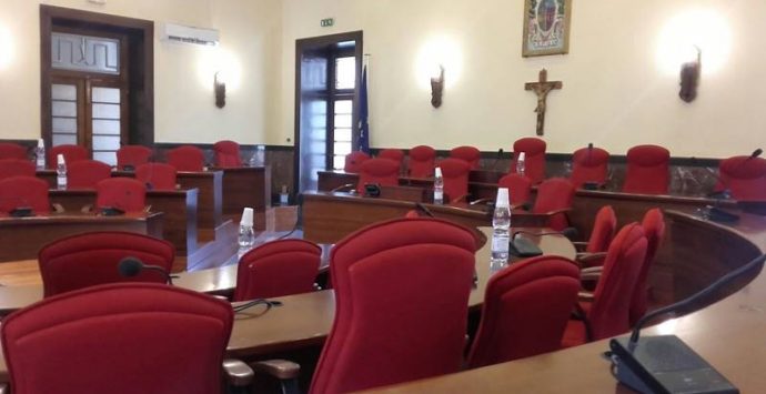 Bando per il nuovo segretario comunale a Vibo, Limardo: «Scelta inopportuna»