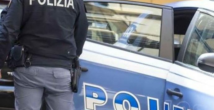 Blitz della polizia a Gerocarne: due arresti nella famiglia Idà