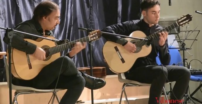 La magia del flamenco a Vibo, Juan Lorenzo e Diego Cambareri strappano applausi a scena aperta (VIDEO)