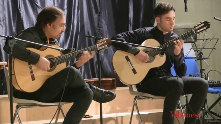 La magia del flamenco a Vibo, Juan Lorenzo e Diego Cambareri strappano applausi a scena aperta (VIDEO)