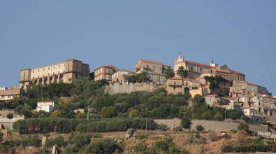 Nicotera, ladri di sigarette in azione in pieno centro