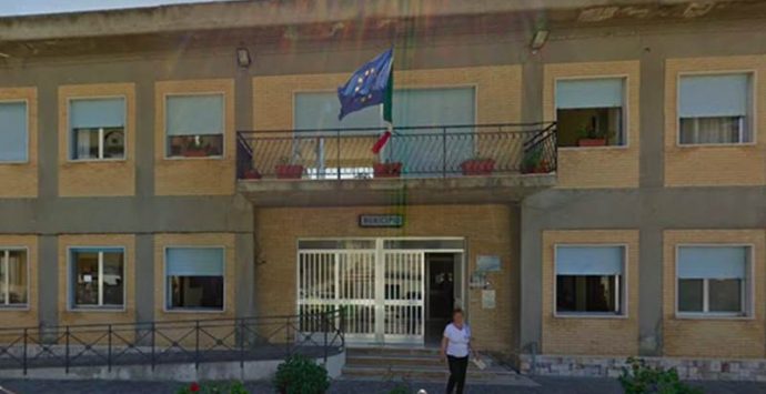 Tar conferma revoca Scia del Comune di Briatico a cinque alberghi che ospitano i migranti