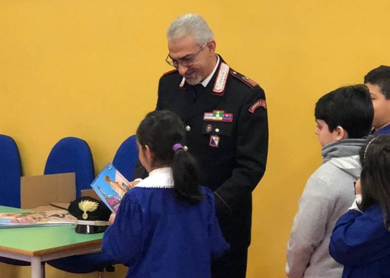 I carabinieri dalla parte dei bambini, presentato anche a Serra il calendario dell’Arma