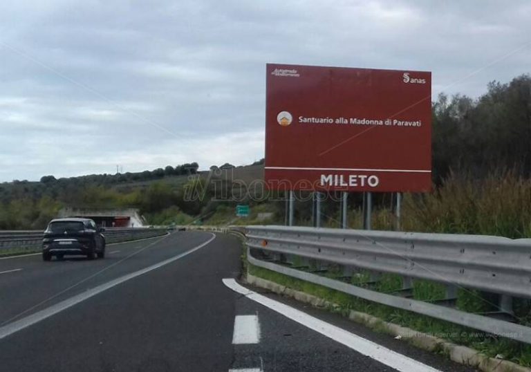 La gaffe dell’Anas sull’A2: il cartellone promuove un “falso” e dimentica la storia di Mileto