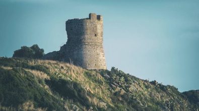 Torre Parnaso nel degrado, Nicotera alla Soprintendenza: «Joppolo la metta in sicurezza»