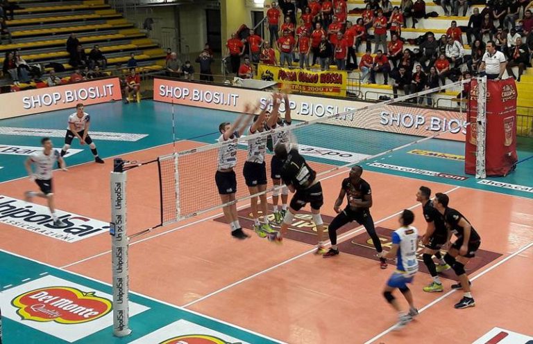 Superlega: Tonno Callipo, il cuore non basta. Contro Monza arriva un punto (VIDEO)