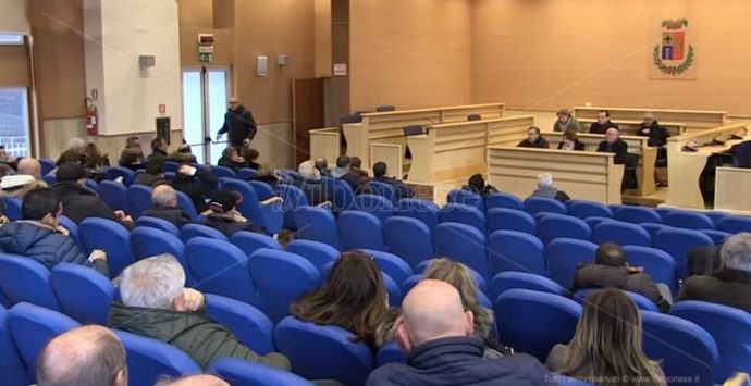 Provincia di Vibo, i dipendenti tornano in stato di agitazione (VIDEO)