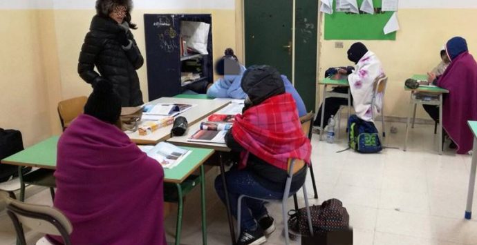 Aule al freddo da novembre, niente lezioni per gli alunni della Media di Tropea