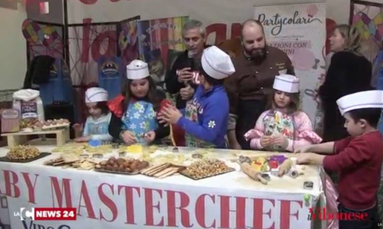 Carnevale 2018 | Tra coriandoli e divertimento la festa a Vibo è al centro commerciale (VIDEO)