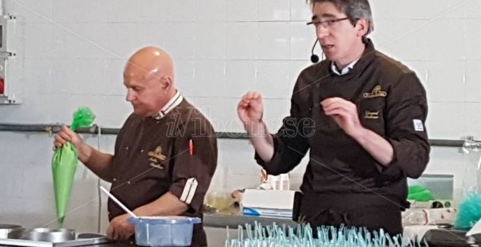 Soriano, a scuola di cioccolato con il maestro Edouard Bechoux (VIDEO)