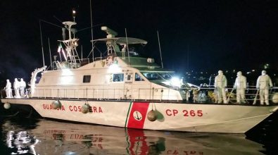 Soccorso migranti, la motovedetta Cp 265 di Vibo Marina in missione nel mar Egeo