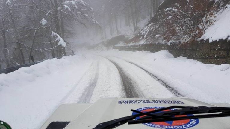 Il maltempo sferza il Vibonese: ancora strade chiuse per frana, prevista neve a bassa quota