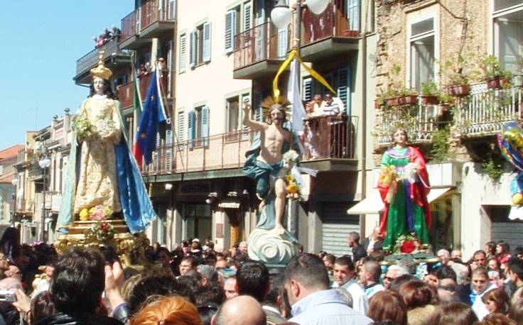 Dopo due anni di pandemia ritornano nel Vibonese l’Affrontata e i riti della Pasqua