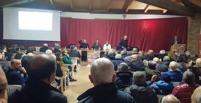 Politiche 2018 | Censore chiude la campagna elettorale nella sua Serra San Bruno