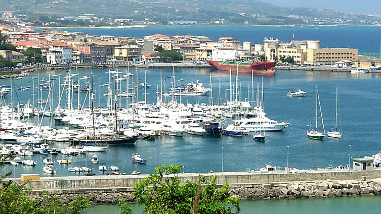 Sblocco dei fondi per il porto di Vibo Marina, presentata interpellanza a Oliverio
