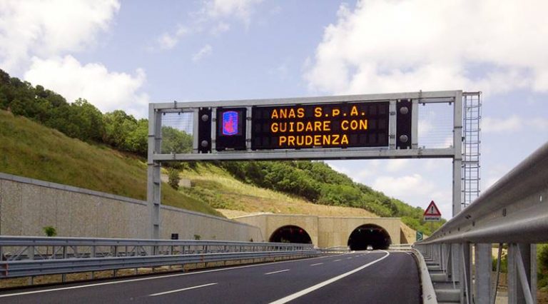 Lavori sull’autostrada A2, previste limitazioni al traffico nel tratto Vibonese