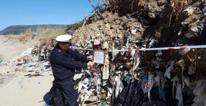 Discarica abusiva sequestrata a Pizzo dalla Guardia costiera