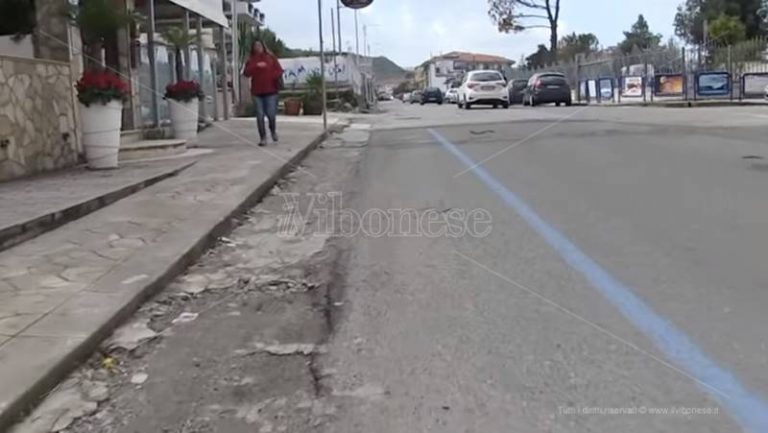 Strisce blu a Vibo Marina: commercianti in ginocchio e cittadini arrabbiati (VIDEO)