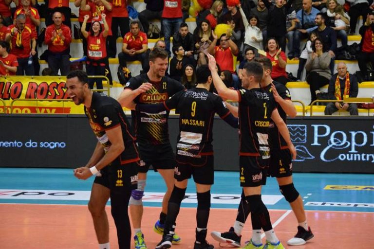 Superlega play off 5° posto, Vibo torna alla vittoria contro Sora e fa sua Gara 1 (VIDEO)