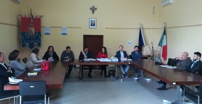 Ionadi: il Consiglio comunale si schiera con il maresciallo Todaro