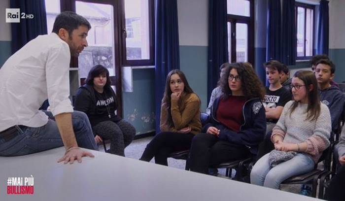 #Maipiùbullismo, il programma di Rai2 spiegato agli alunni di Dasà e Acquaro