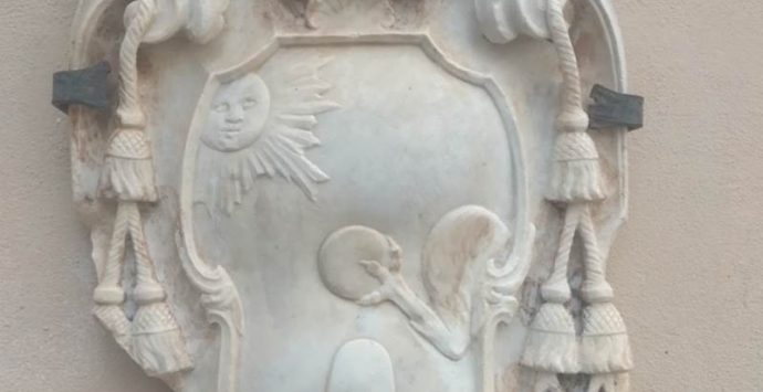 Mileto: il mistero dello stemma vescovile dell’Episcopio