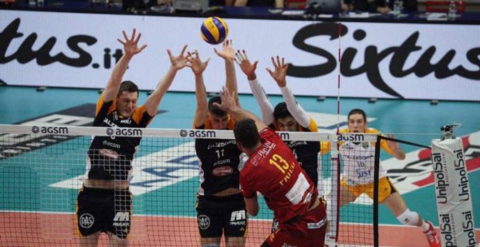 Play off Challenge, la Tonno Callipo esce di scena a Verona (VIDEO)