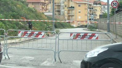 Galleria chiusa a Vibo, traffico in tilt in centro
