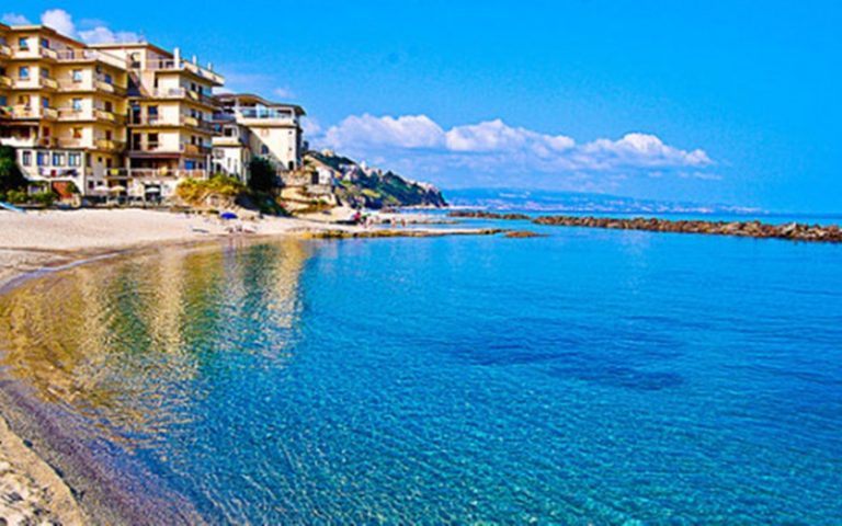 Pizzo, adottato il Piano spiaggia