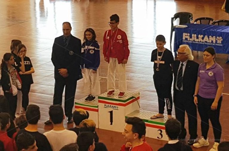 Karate, medaglia d’argento per la giovane vibonese Anya Foti