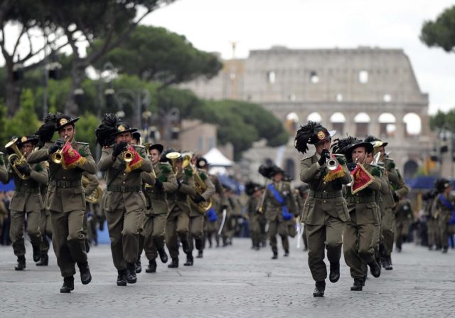 Festa della Repubblica, tre sindaci vibonesi a Roma per la parata del 2 giugno