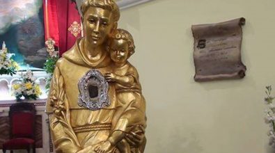 Dopo 8 secoli Sant’Antonio torna a Pizzo: la sacra reliquia accolta dai fedeli