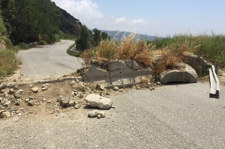 Strada del Mare chiusa: monumento all’incapacità politica e gestionale