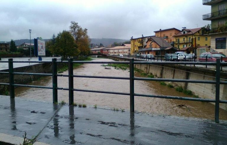 Nubifragio si abbatte sulle Serre vibonesi, danni e disagi